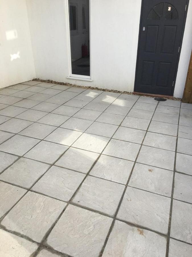 4 Sleeps And Travel Cot- Close To Beach And Restaurants Bournemouth Exterior foto